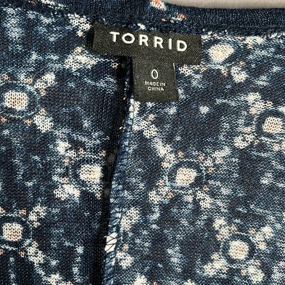 Torrid Navy Blue Open Cardigan Dolman Sleeves Geometric Print Size 0 - Picture 2 of 9
